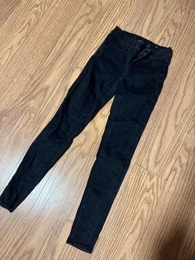 American Eagle Black Skinny Jeans - High Rise